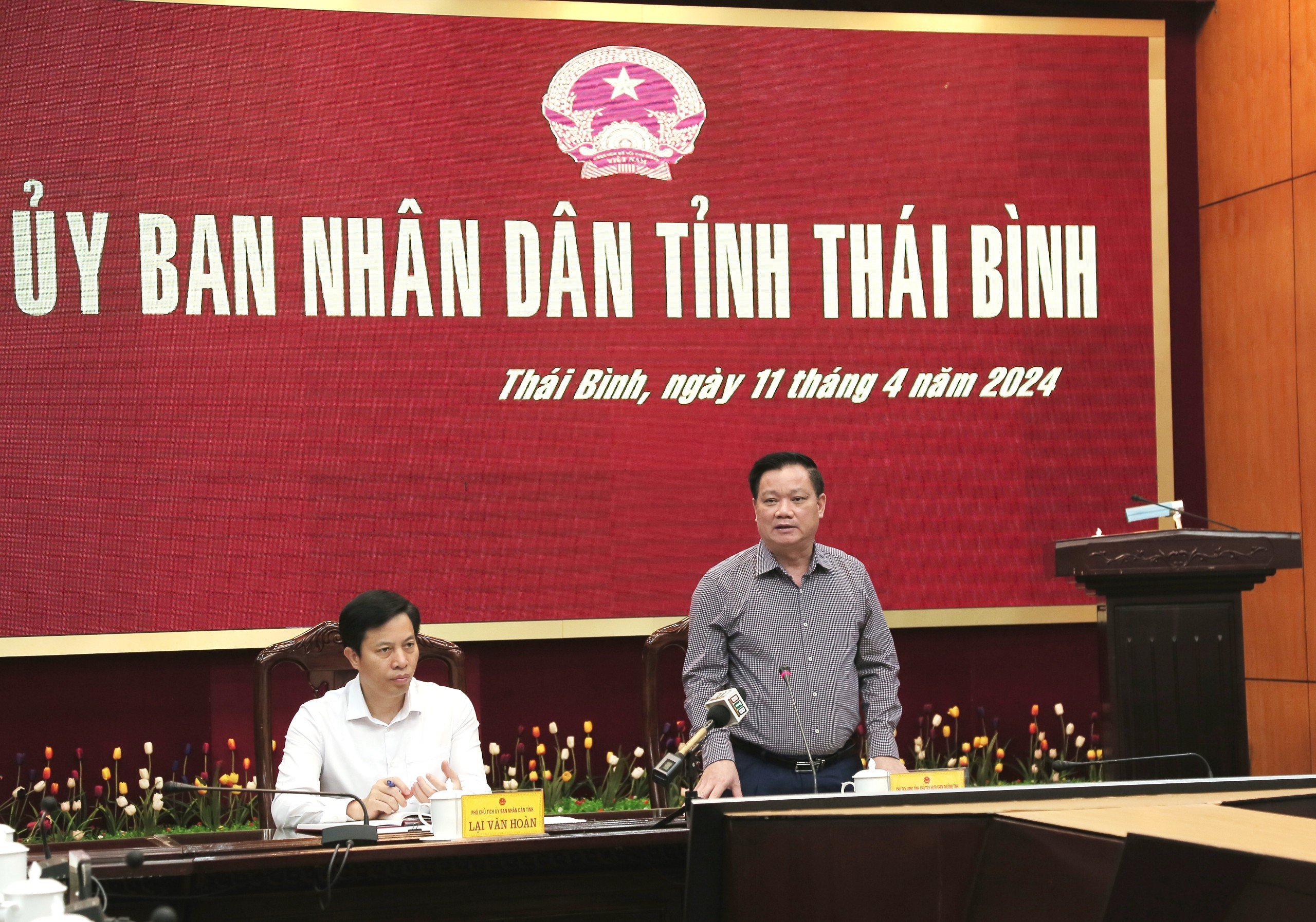 Họp hội đồng Thi đua – Khen thưởng tỉnh