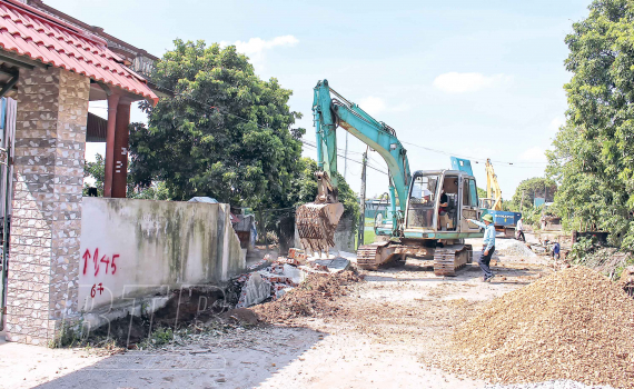 Hiến đất làm đường - nguồn lực lớn để đầu tư hạ tầng giao thông đồng bộ (Kỳ 1: Nhà nước làm đường, người dân hiến đất)