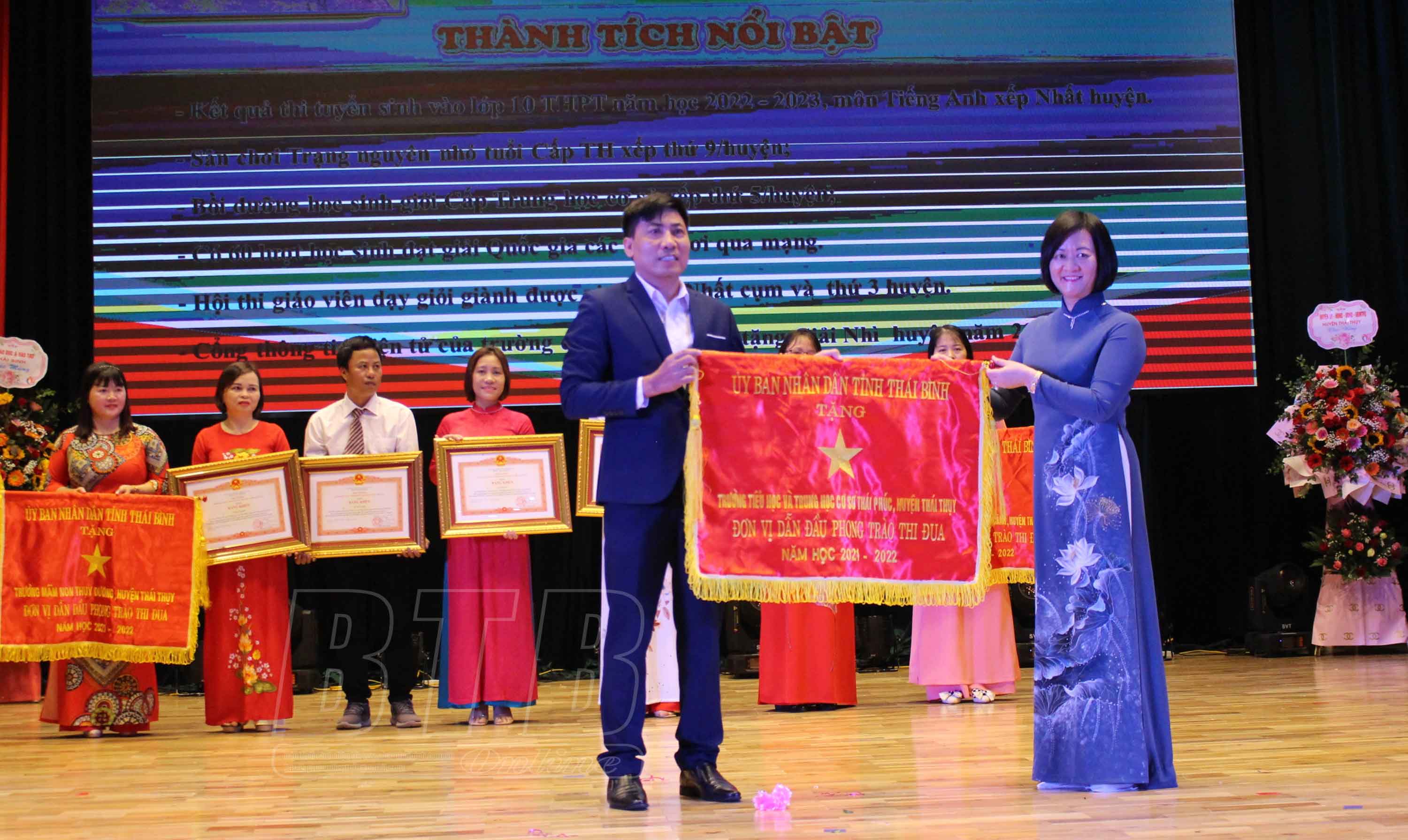 Thái Thụy: Kỷ niệm 40 năm ngày Nhà giáo Việt Nam
